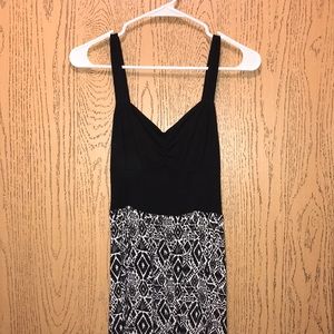 Black & white printed maxi dress